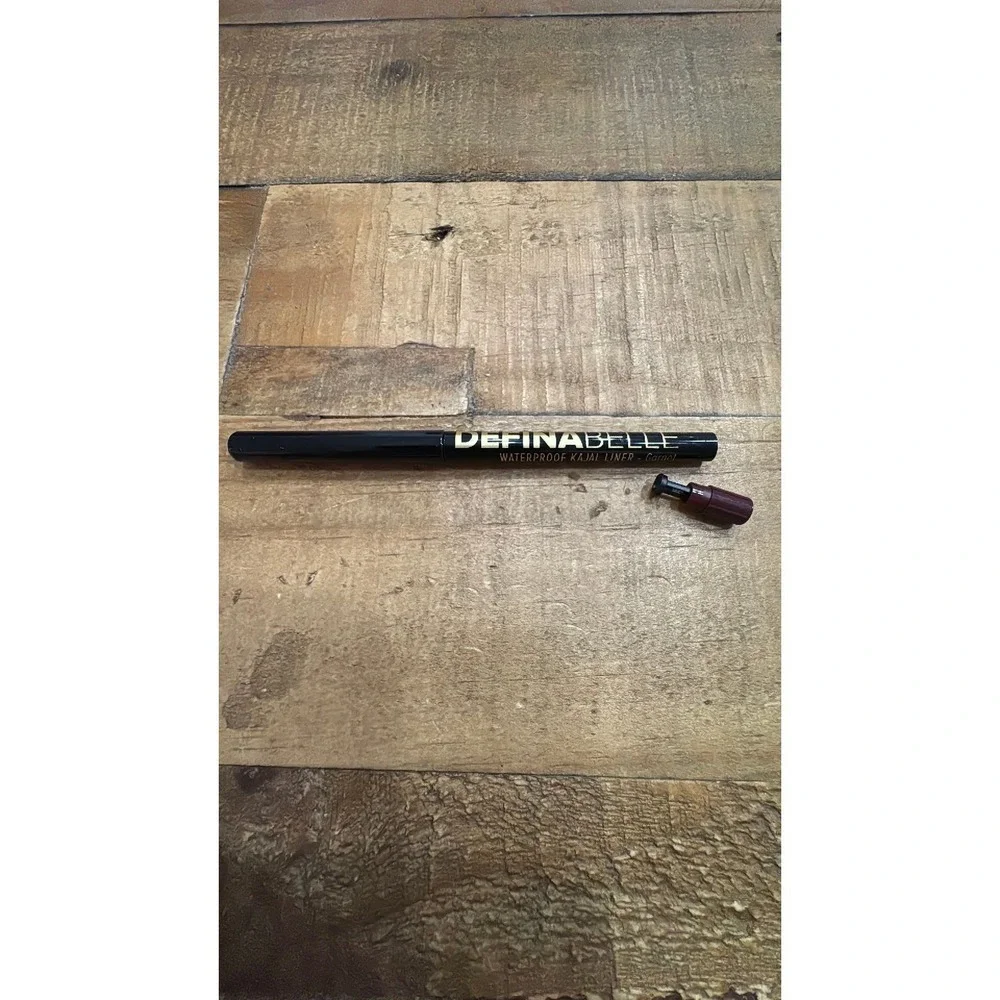 Garnet‎ Eye Liner Belle Beauty